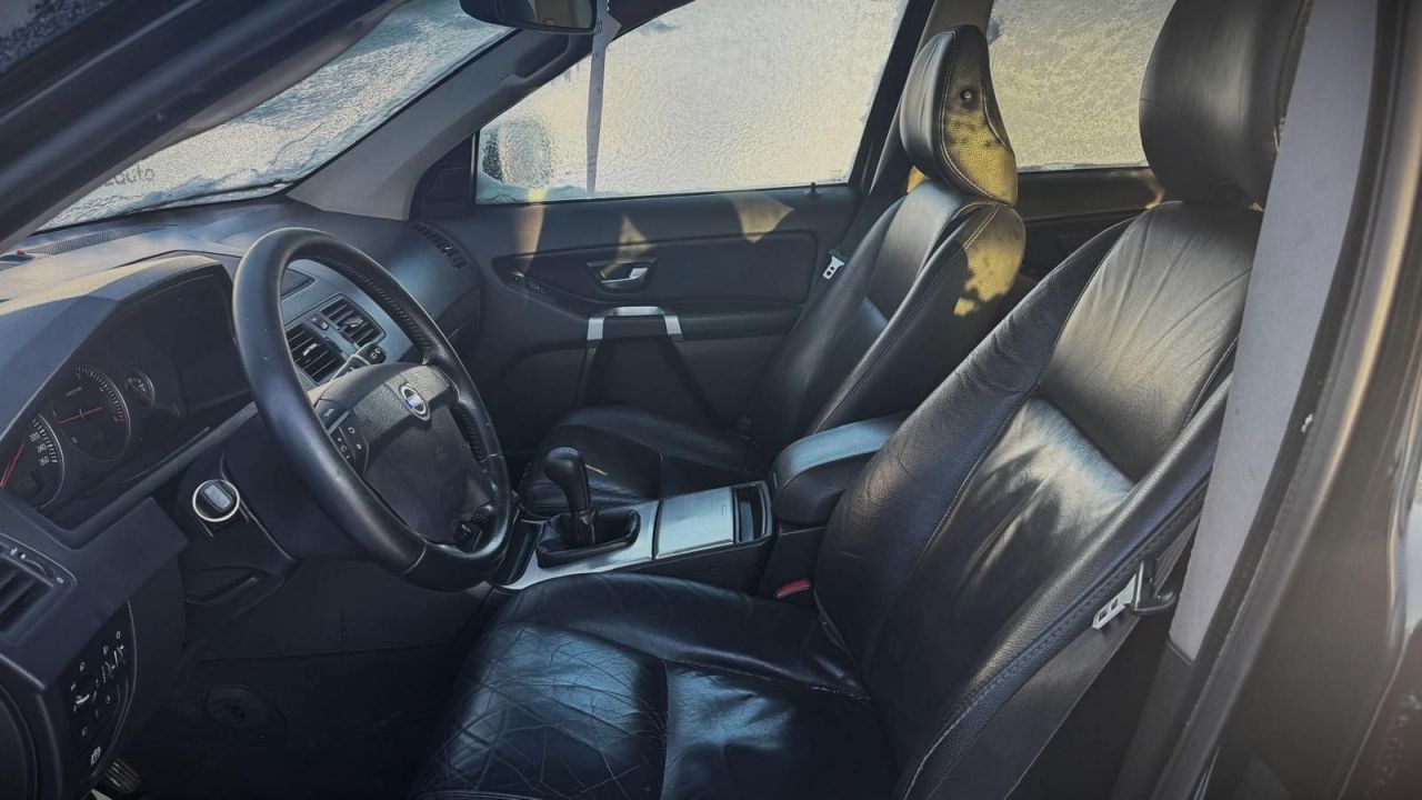 Volvo XC90 | 4