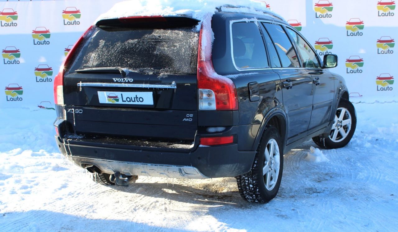 Volvo XC90 | 3