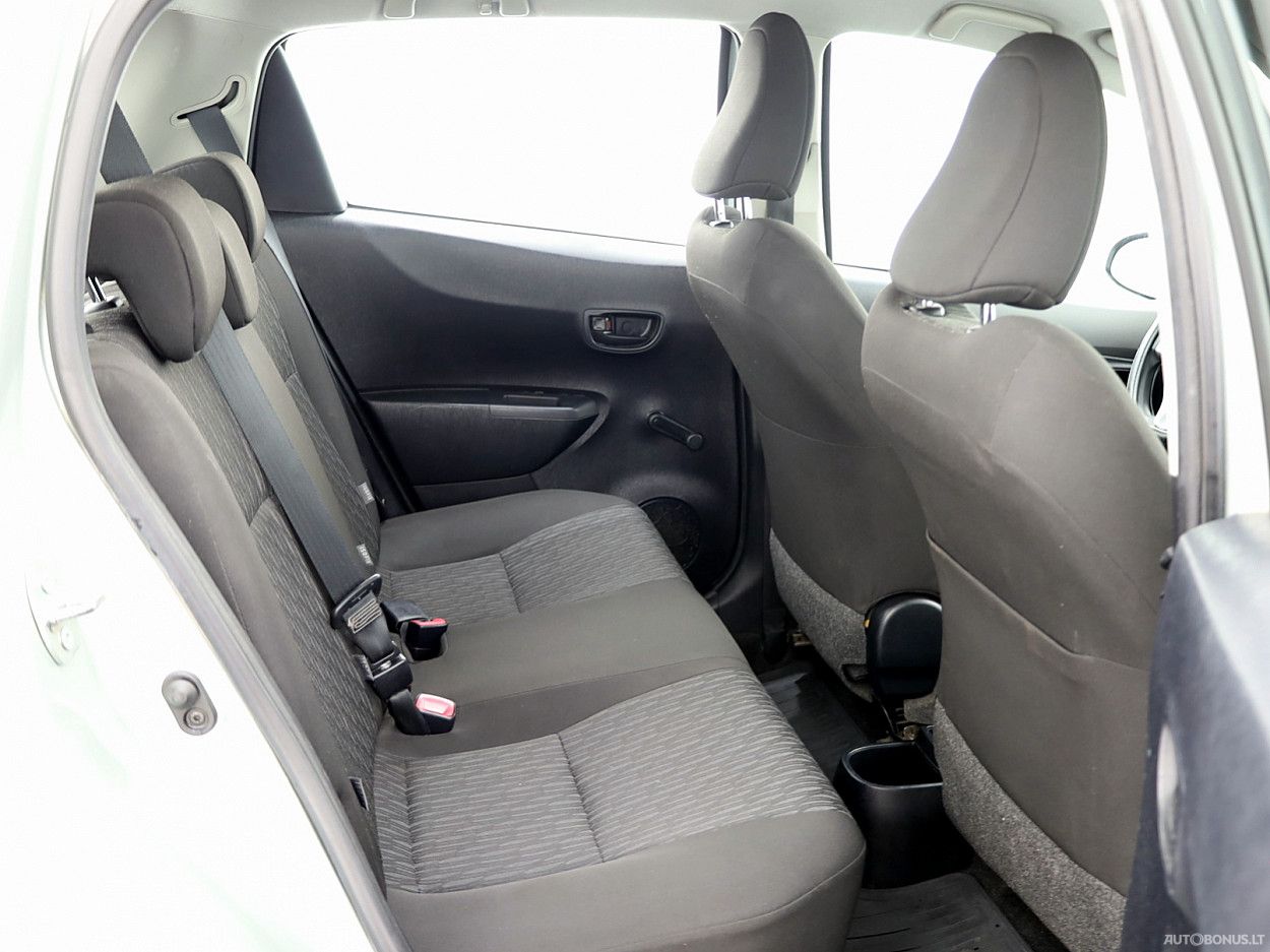 Toyota Yaris | 6