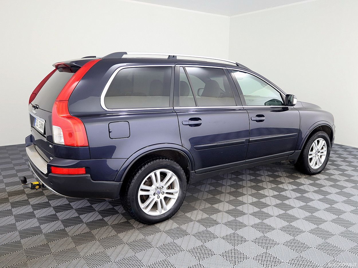 Volvo XC90 | 2