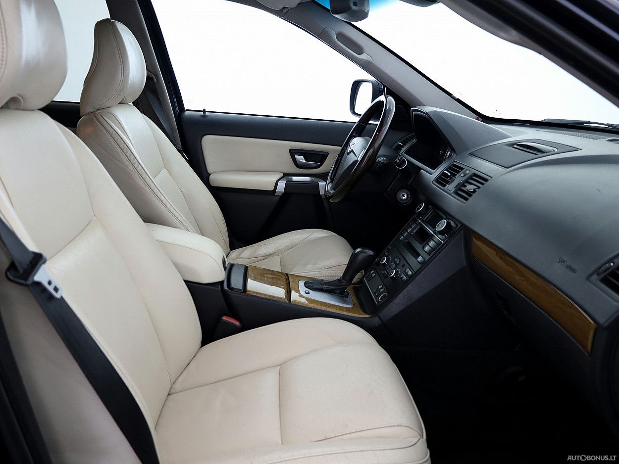 Volvo XC90 | 5