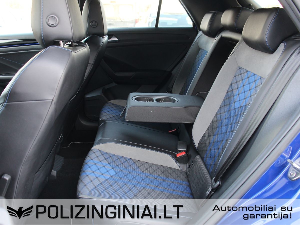 Volkswagen T-Roc | 21