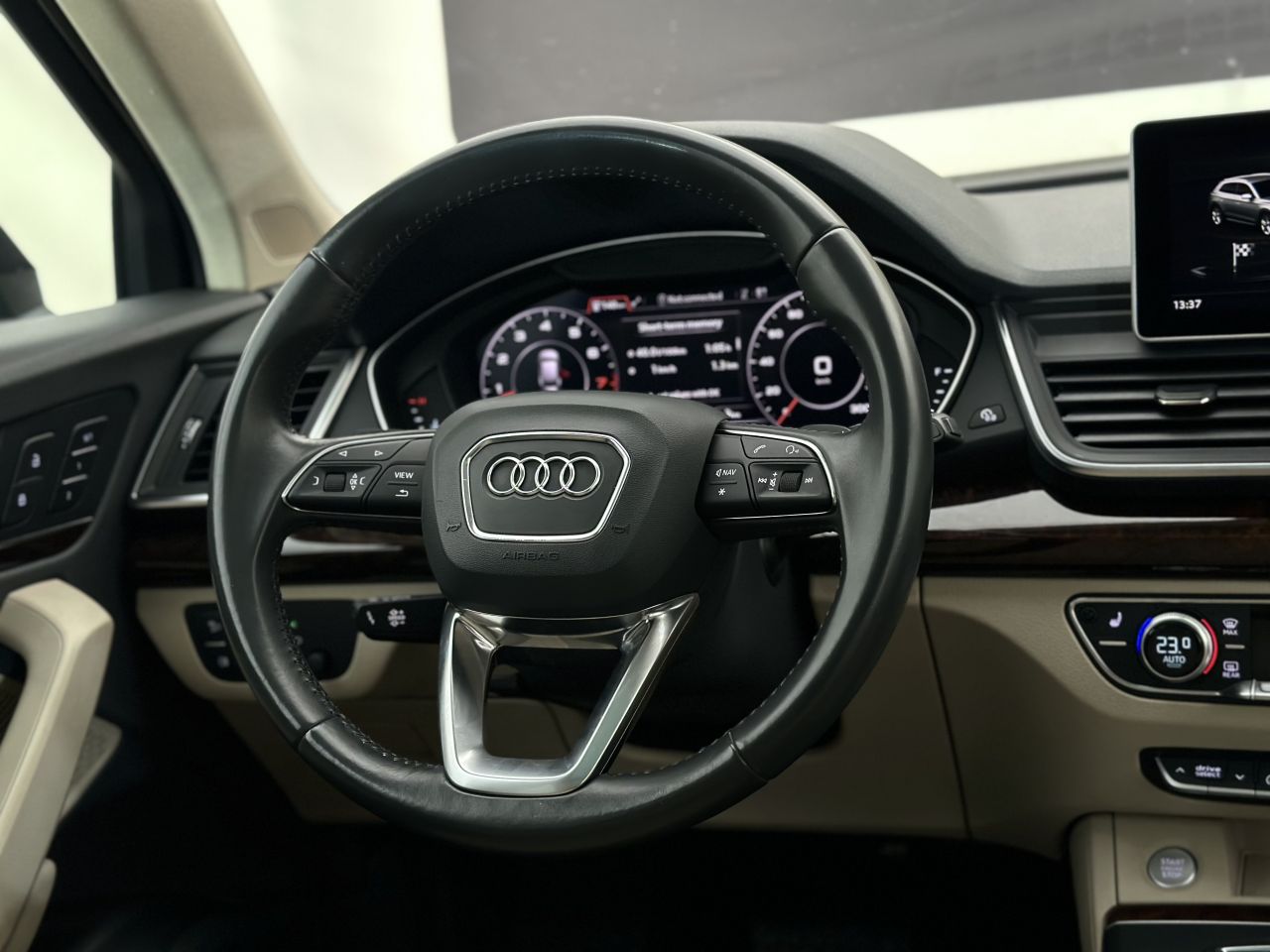 Audi Q5 | 13
