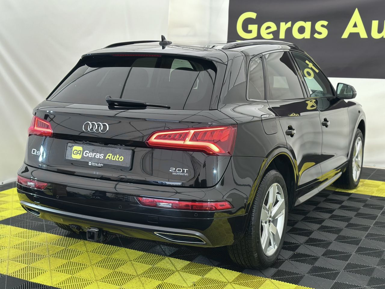 Audi Q5 | 3