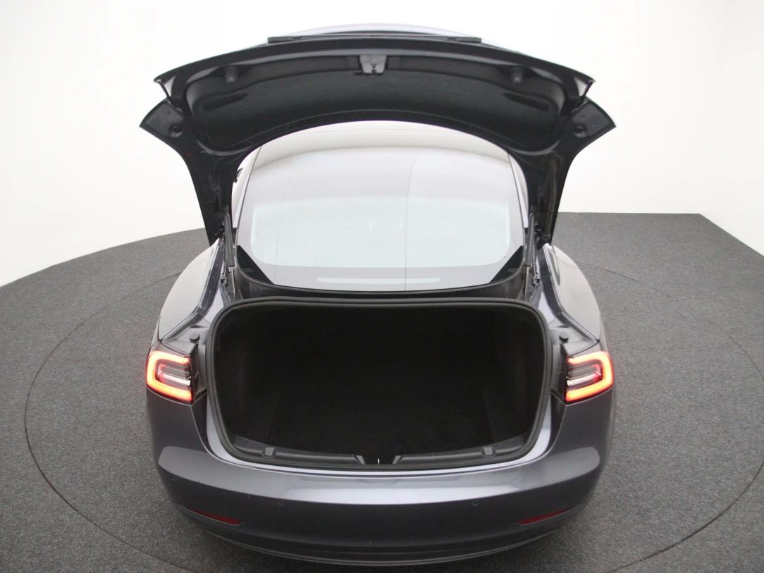 Tesla Model 3 | 30