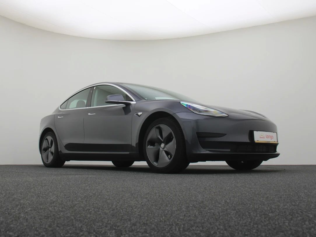 Tesla Model 3 | 9