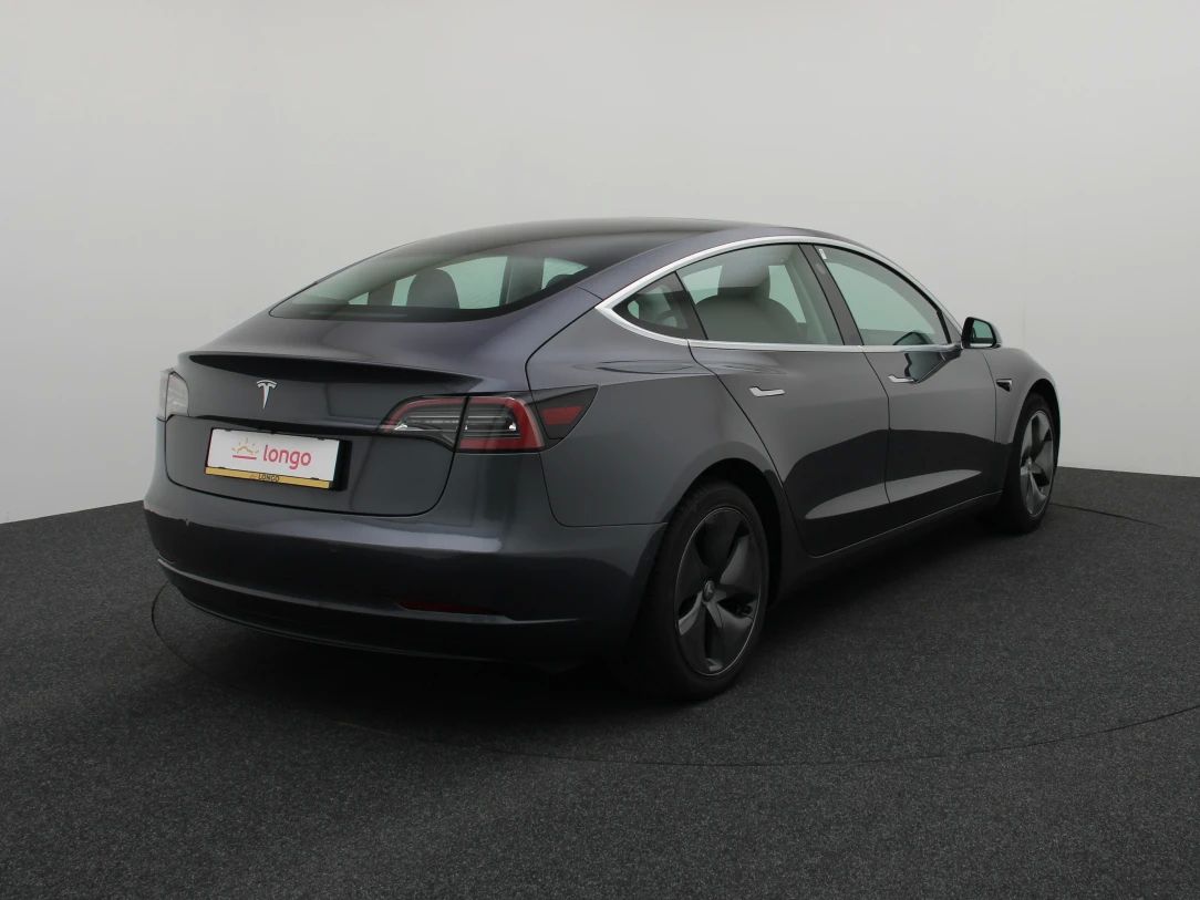 Tesla Model 3 | 6