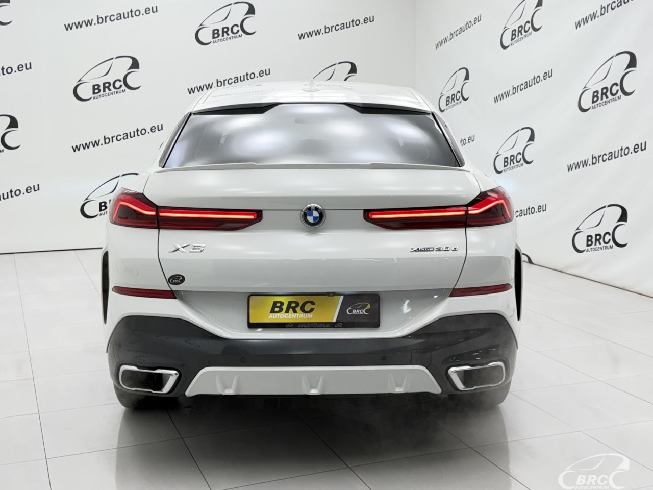 BMW X6 | 54