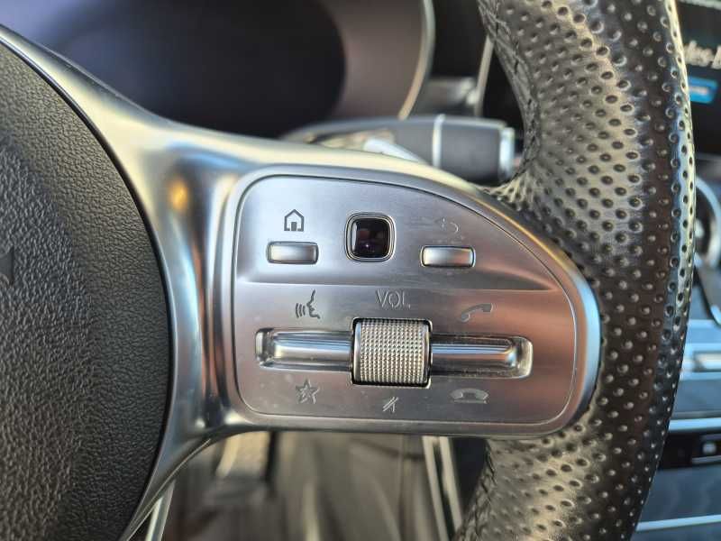 Mercedes-Benz GLC300 | 11