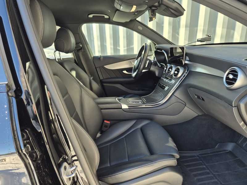 Mercedes-Benz GLC300 | 6