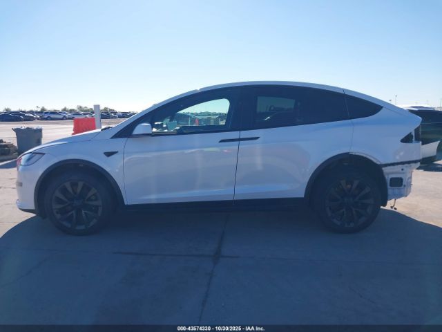 Tesla Model X | 13