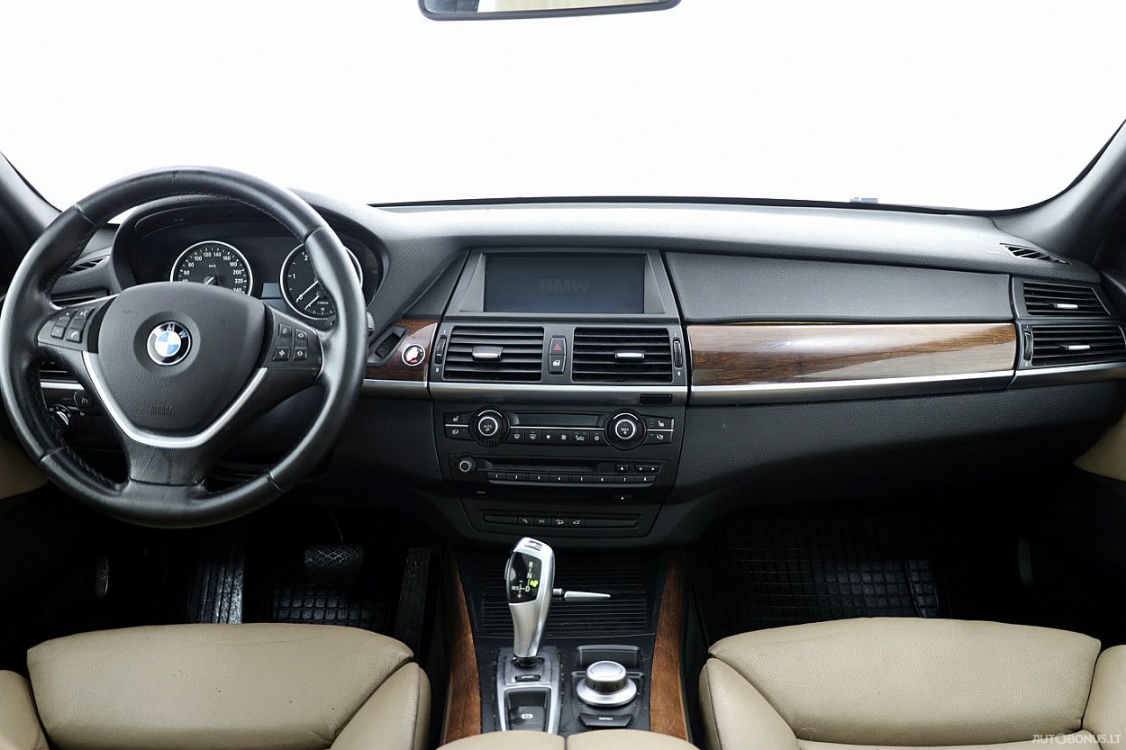 BMW X5 | 4