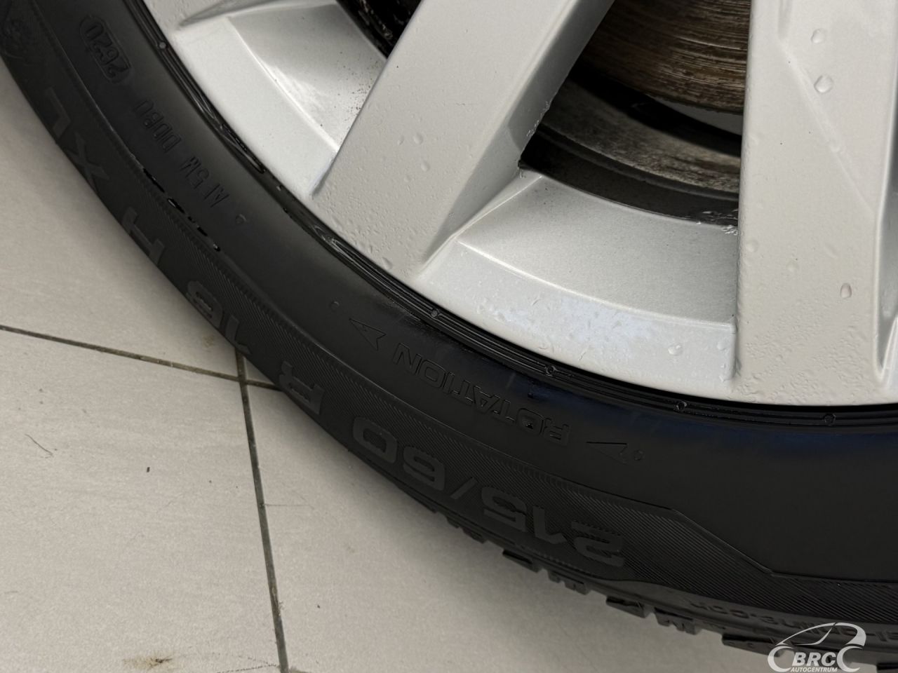 Volkswagen Passat | 37