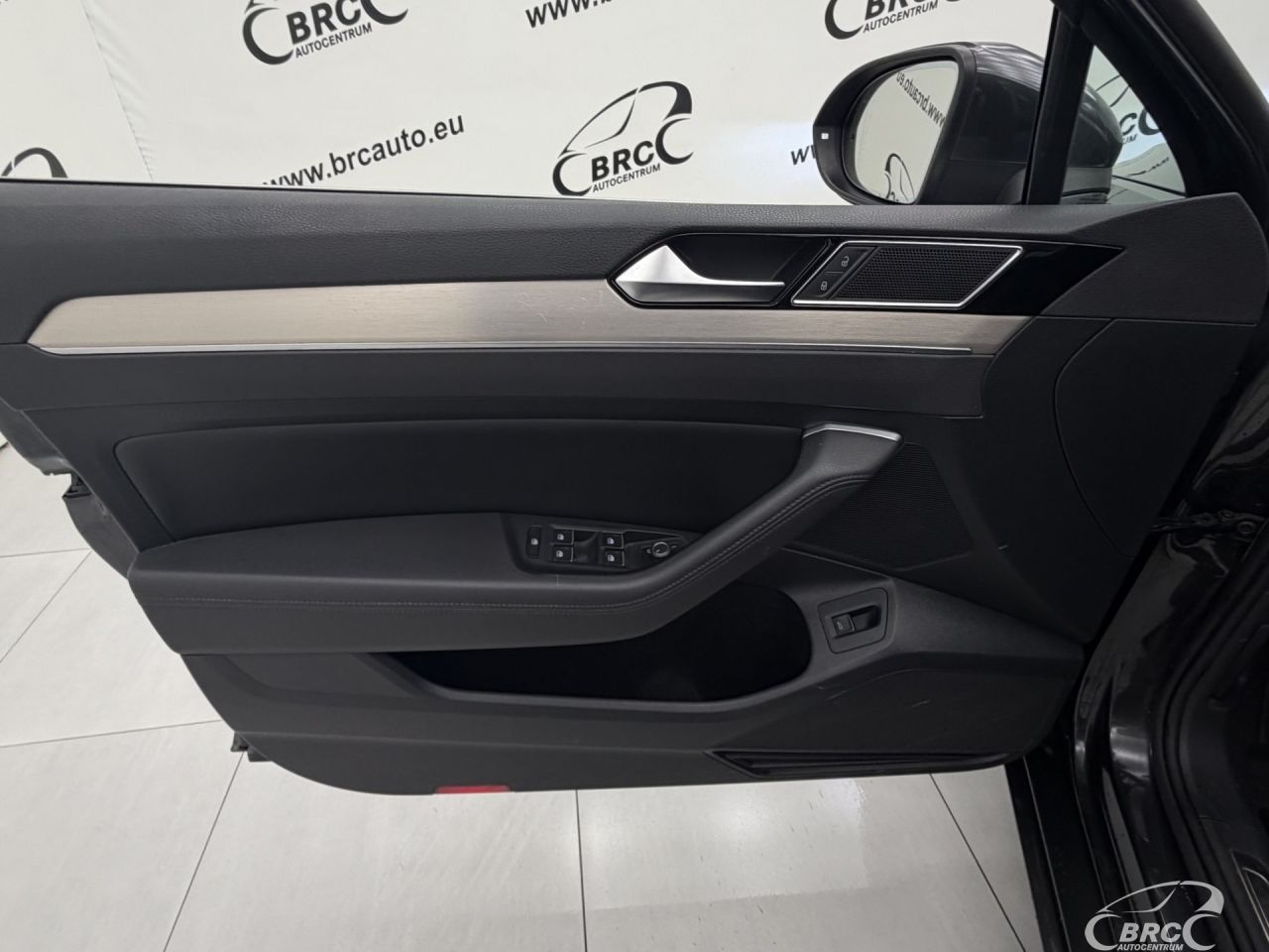 Volkswagen Passat | 16