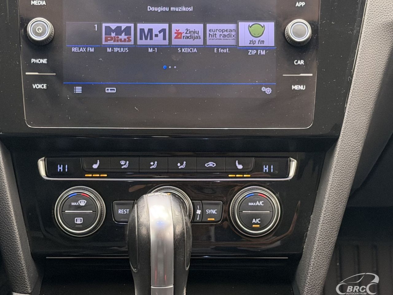 Volkswagen Passat | 13