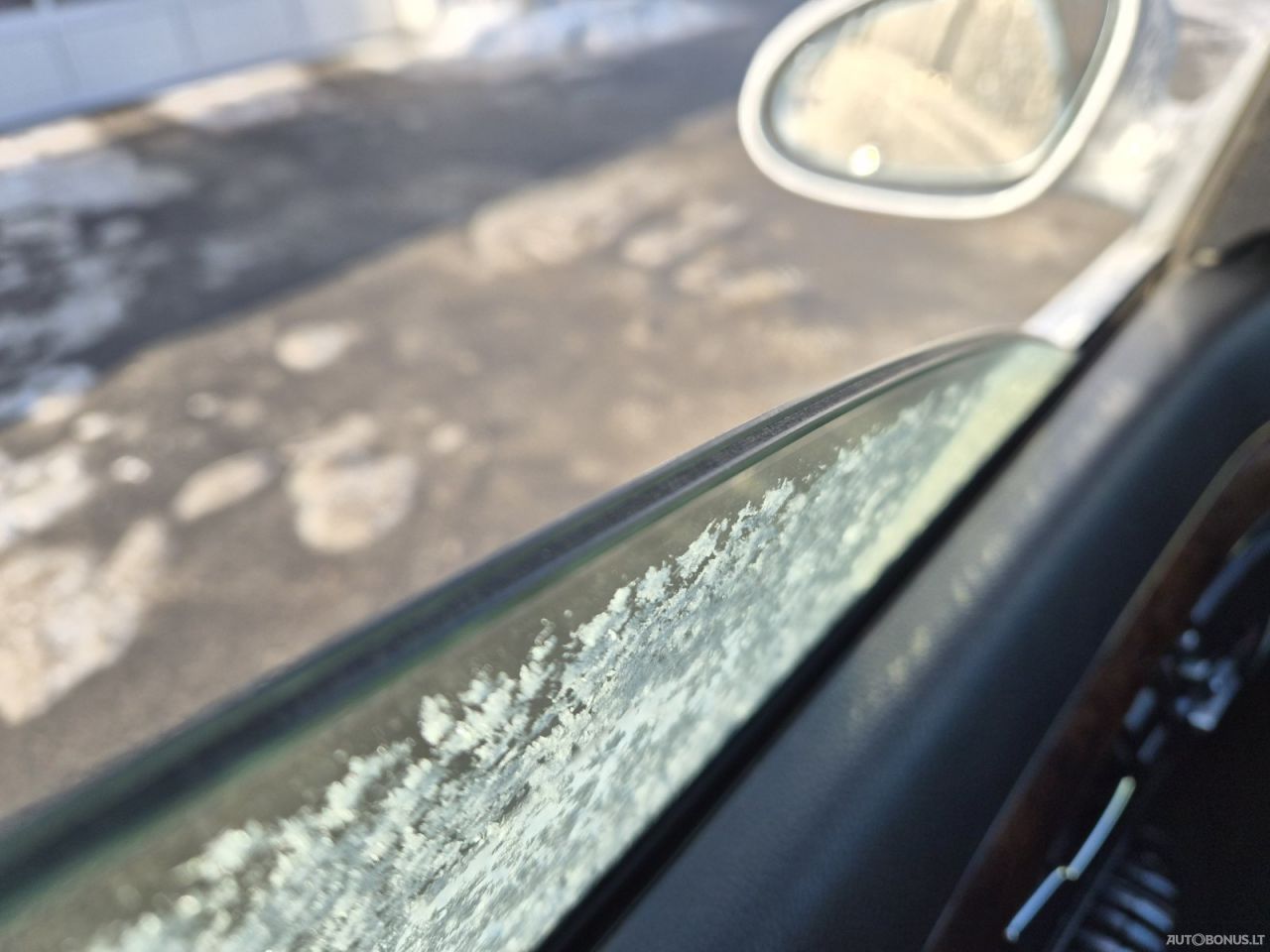 Mercedes-Benz S550 | 12