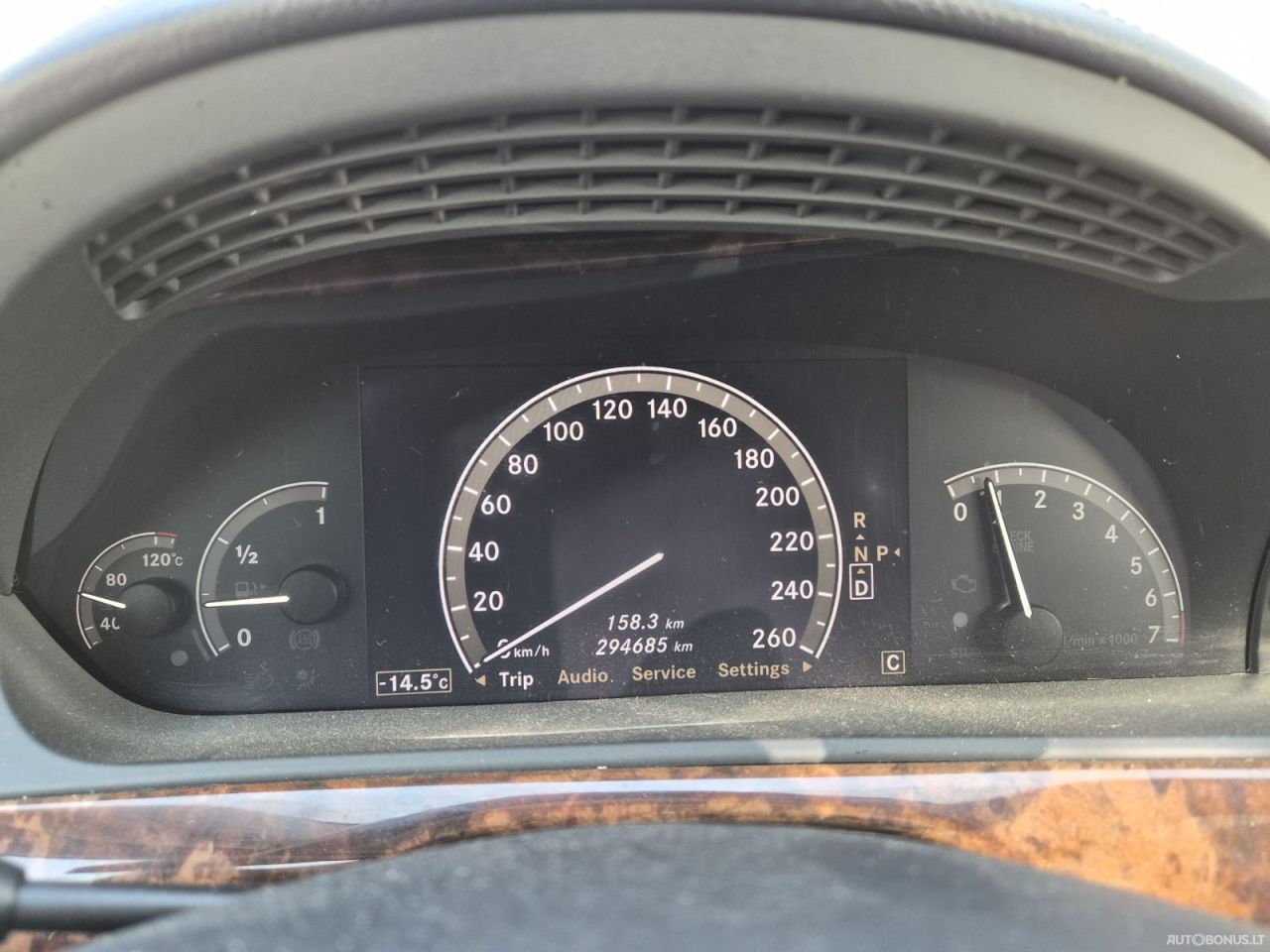 Mercedes-Benz S550 | 16