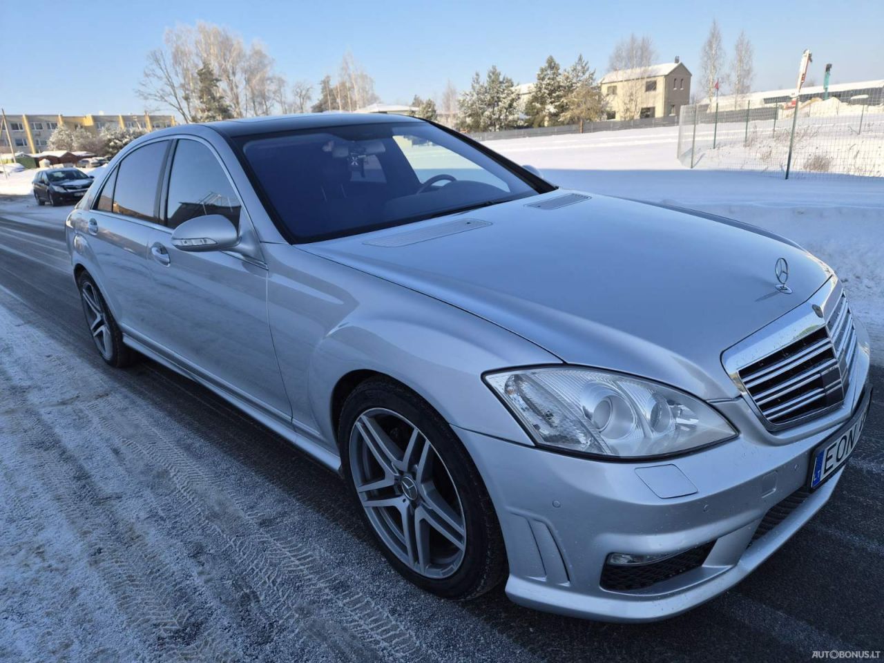Mercedes-Benz S550 | 1