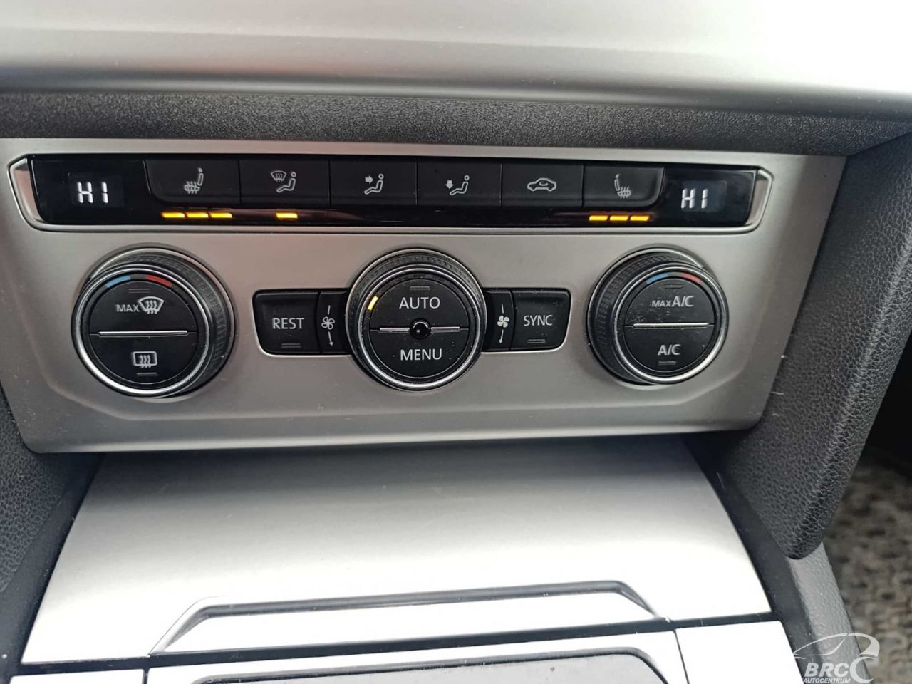 Volkswagen Passat | 17