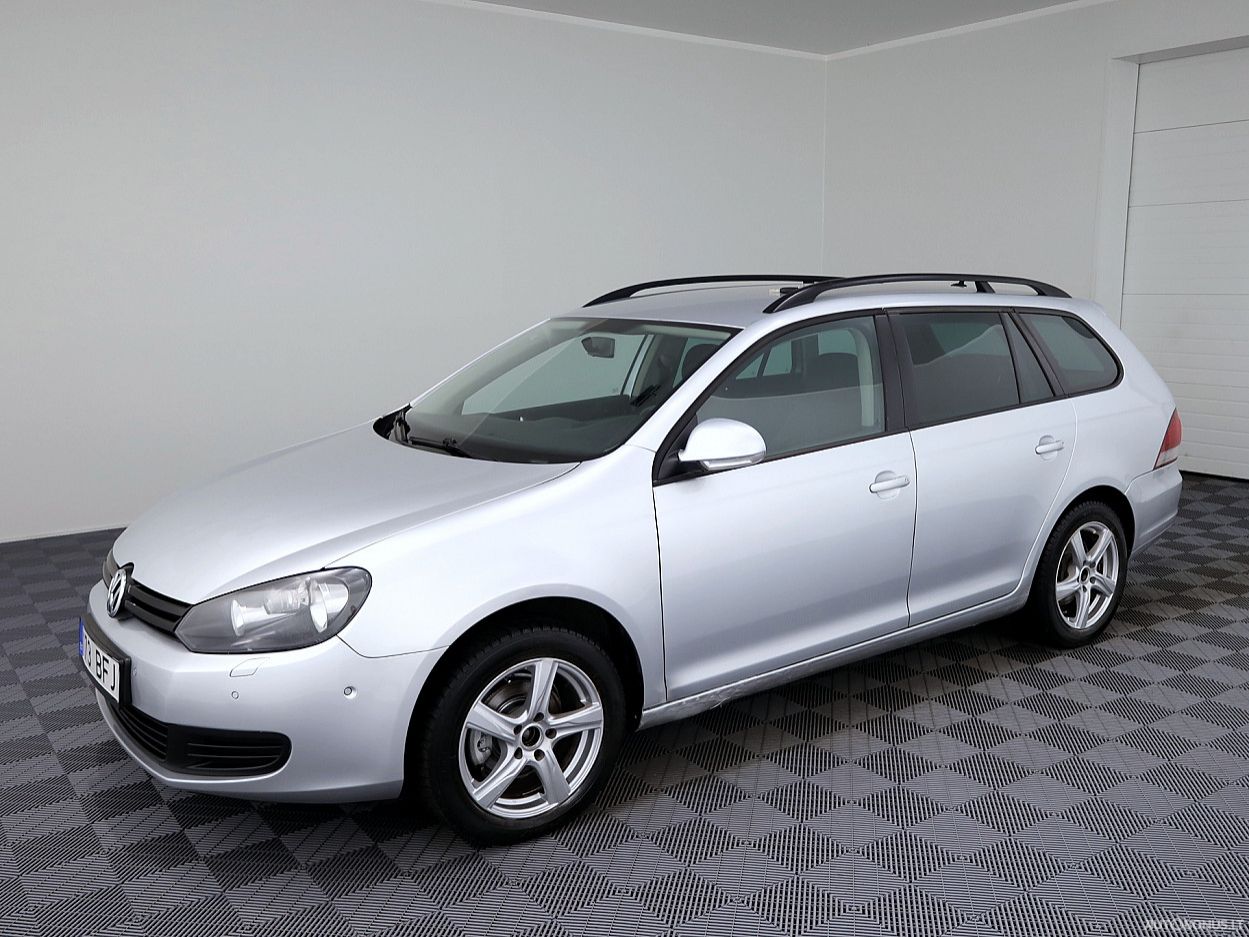 Volkswagen Golf | 1