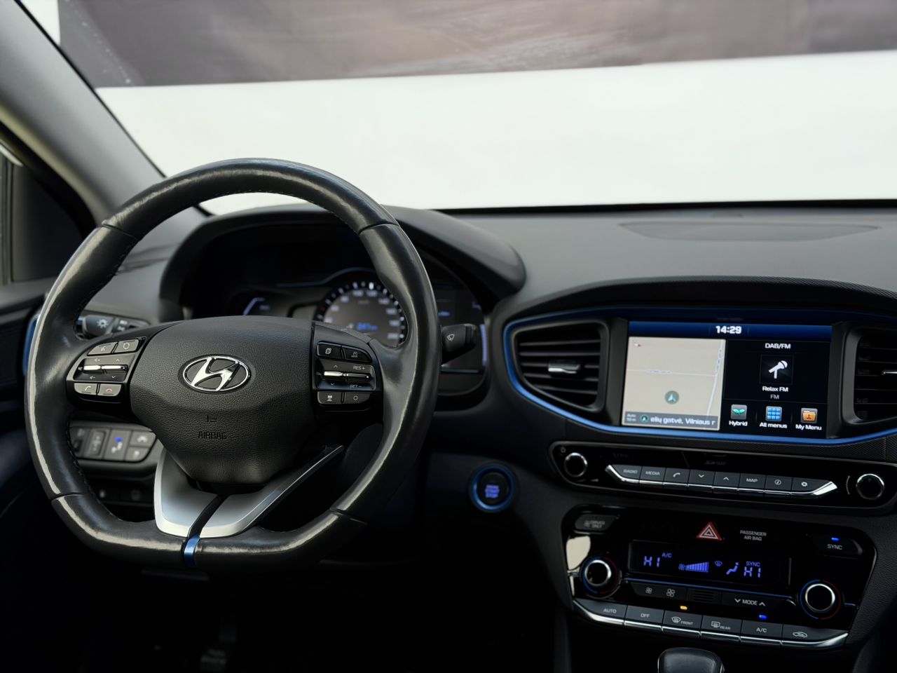 Hyundai IONIQ | 15