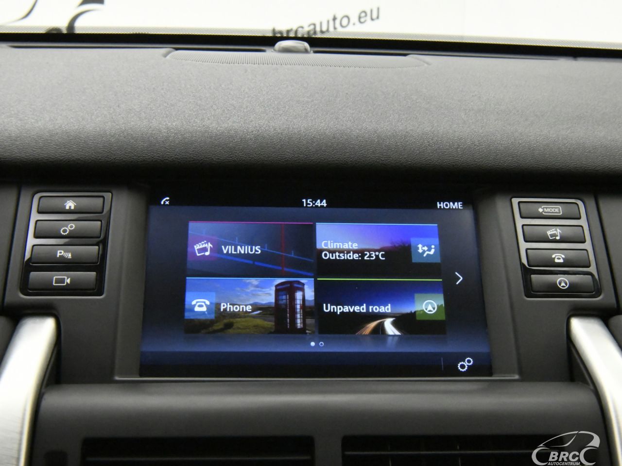 Land Rover Discovery | 32