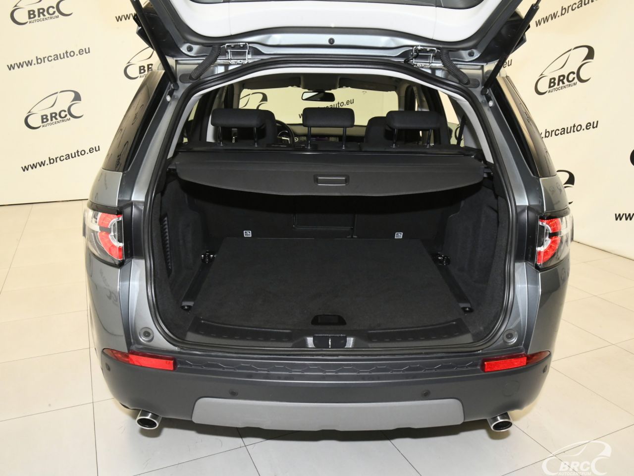 Land Rover Discovery | 40