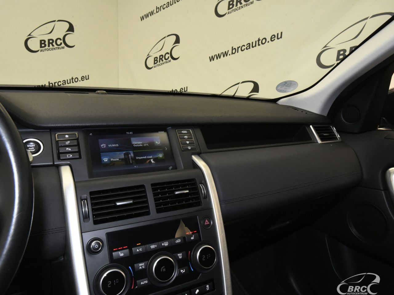 Land Rover Discovery | 27