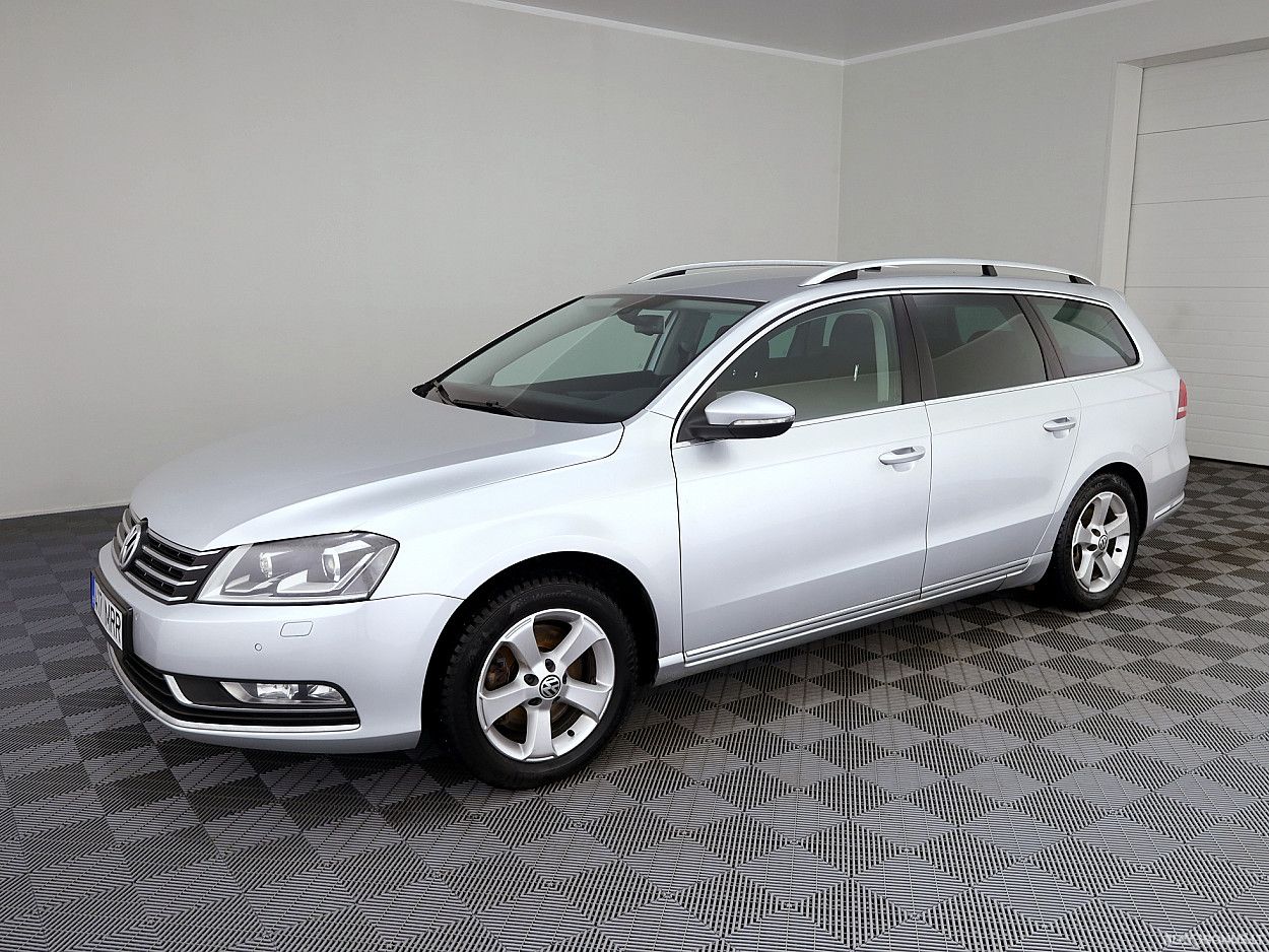 Volkswagen Passat | 1