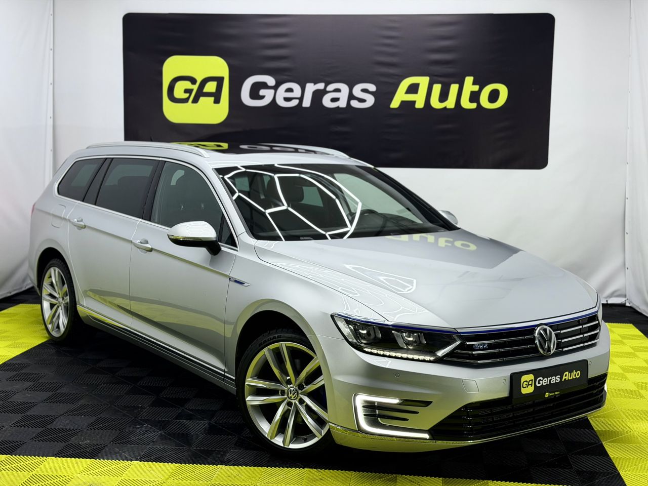 Volkswagen Passat | 3