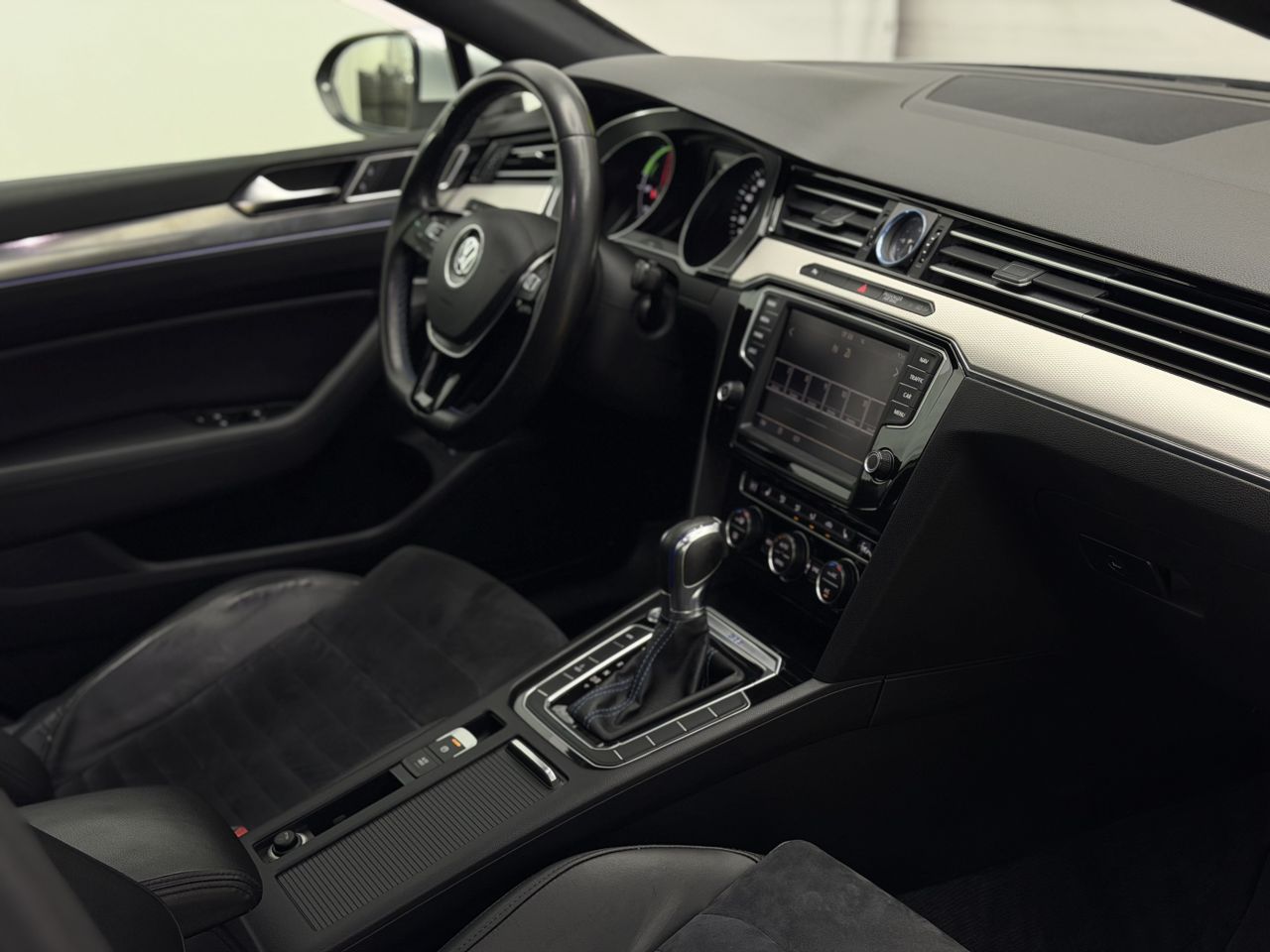 Volkswagen Passat | 12