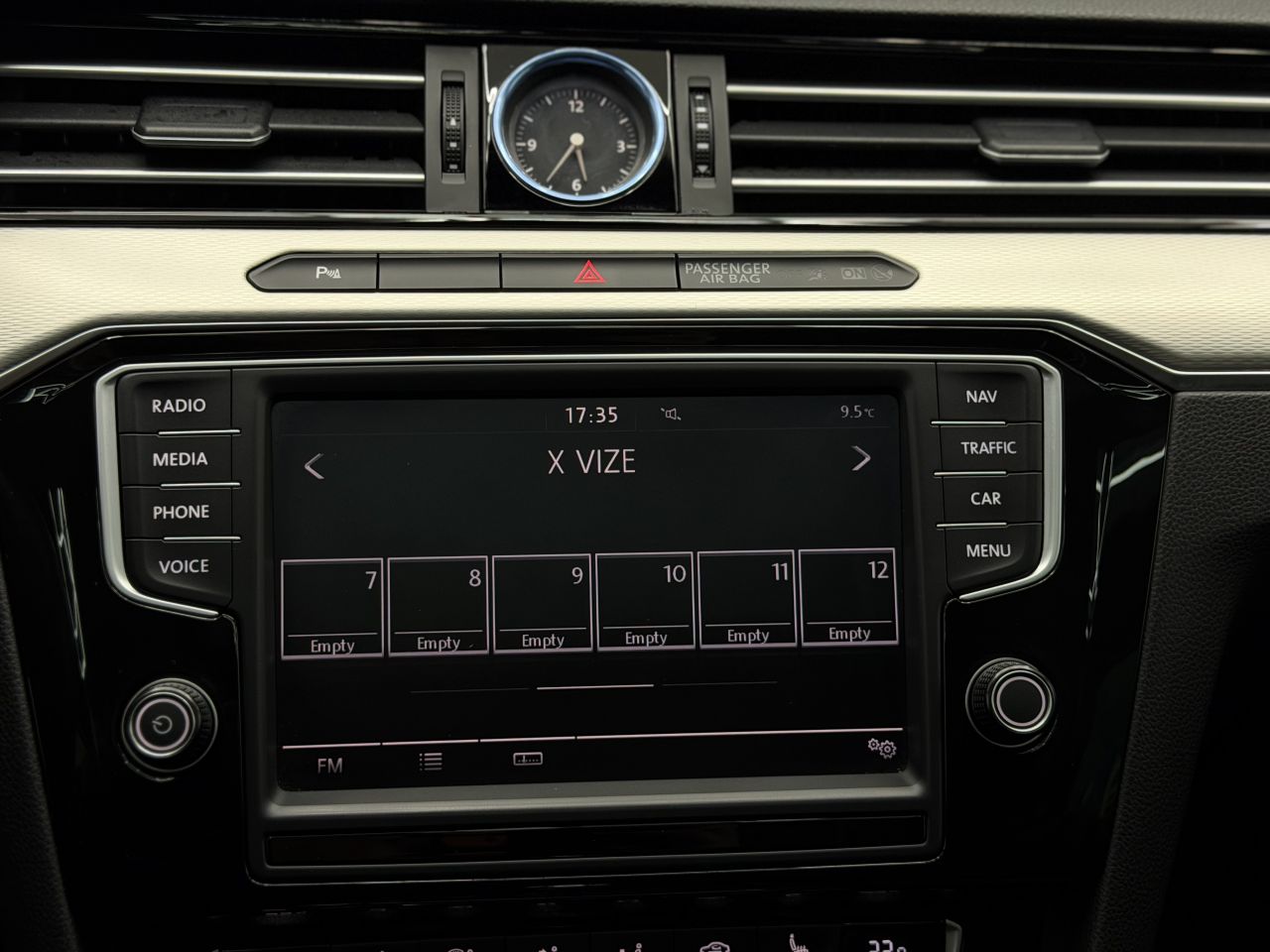 Volkswagen Passat | 17