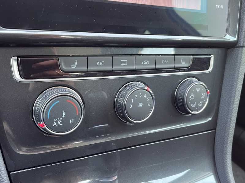 Volkswagen Golf | 13