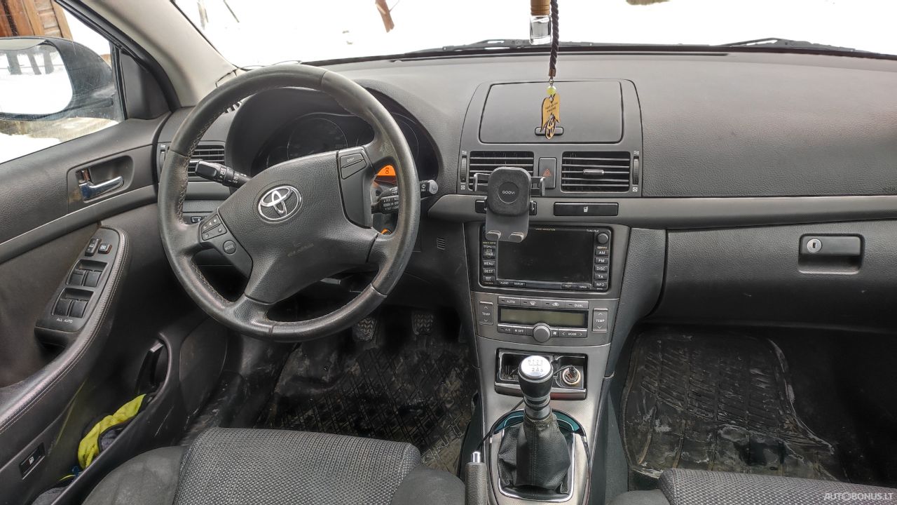 Toyota Avensis | 7
