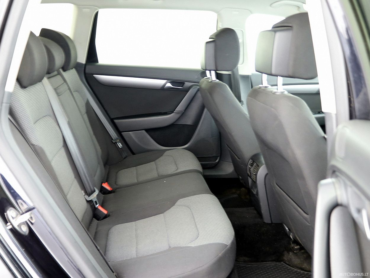 Volkswagen Passat | 6