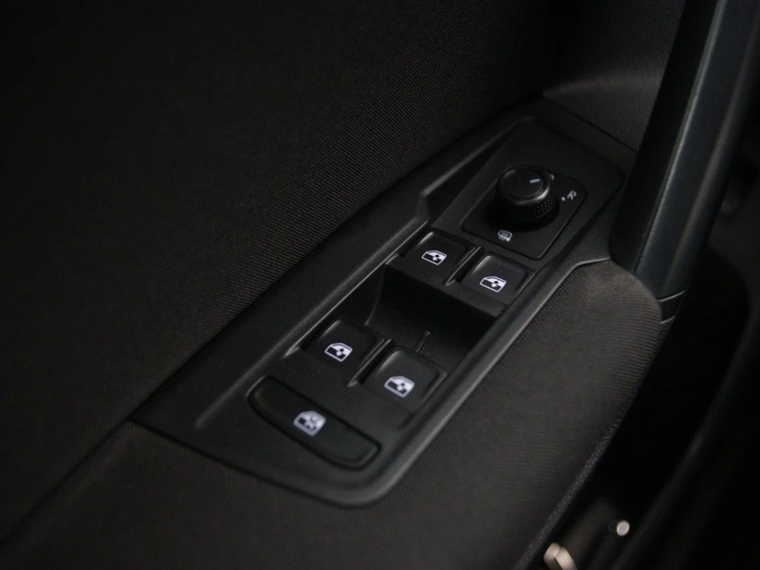 Volkswagen Tiguan | 24