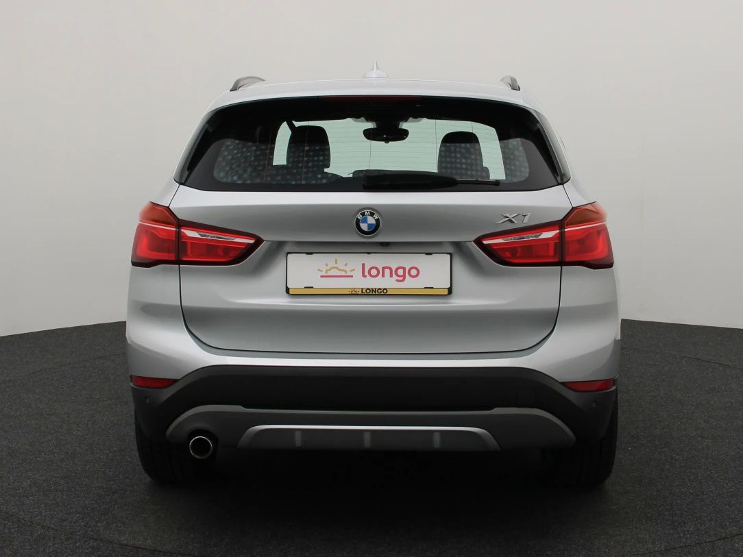 BMW X1 | 4