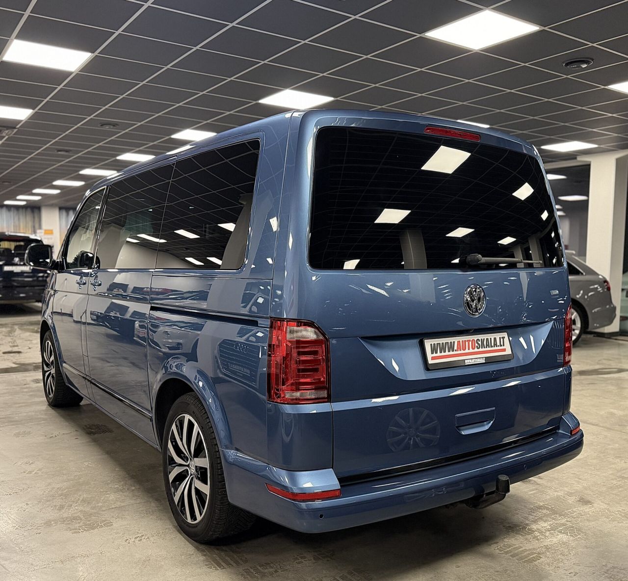 Volkswagen Multivan | 5