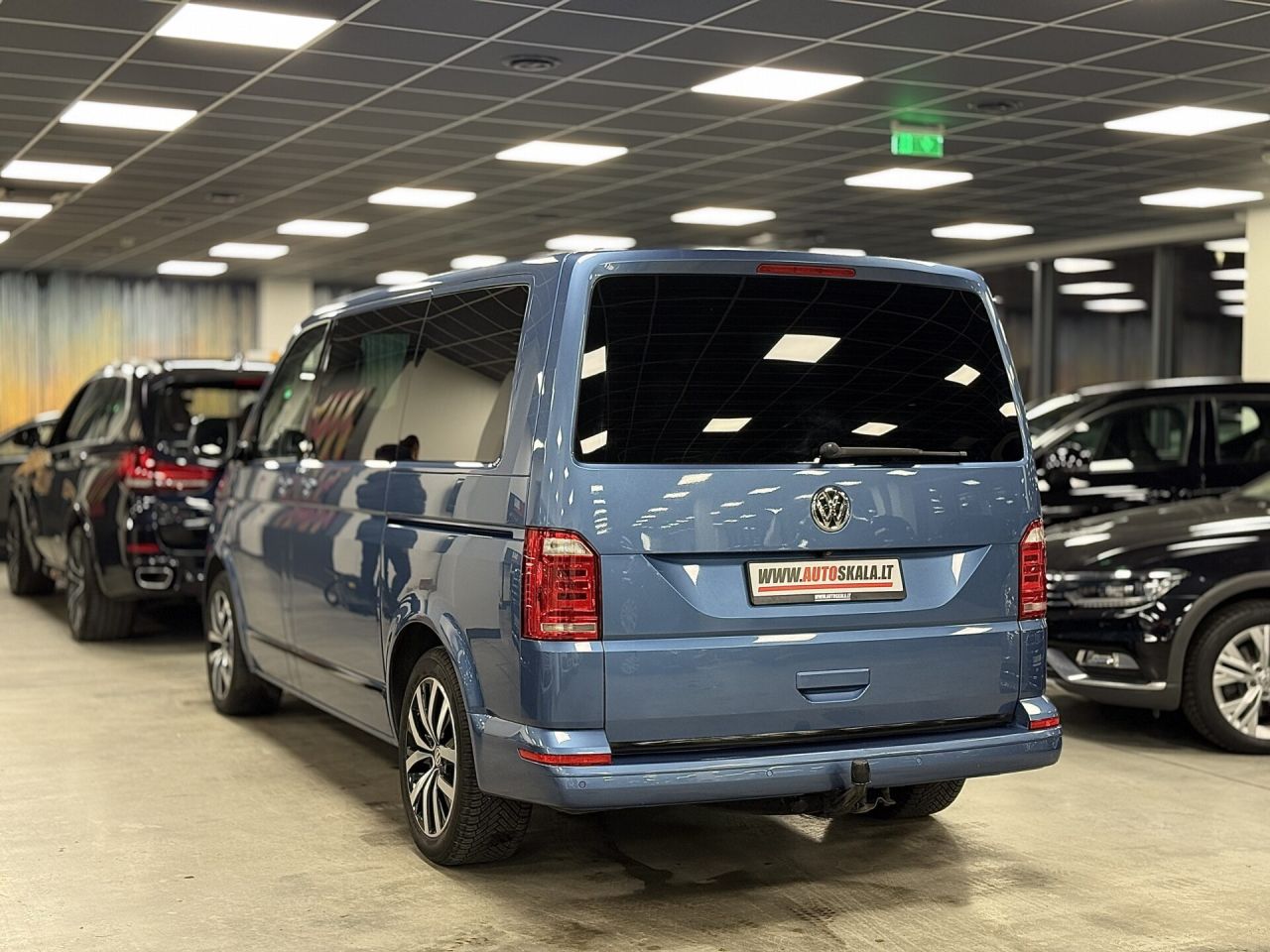 Volkswagen Multivan | 11