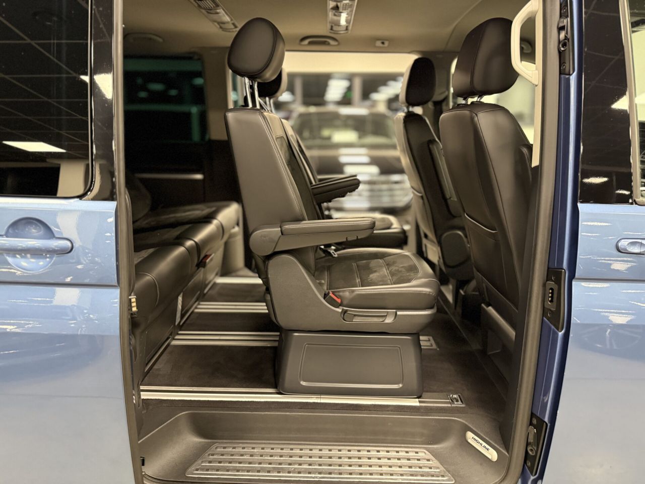 Volkswagen Multivan | 17