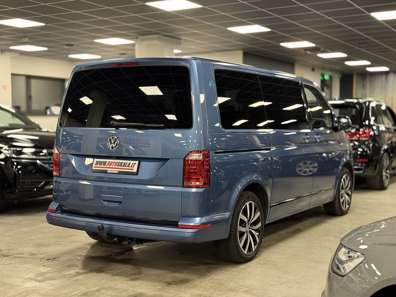 Volkswagen Multivan | 10