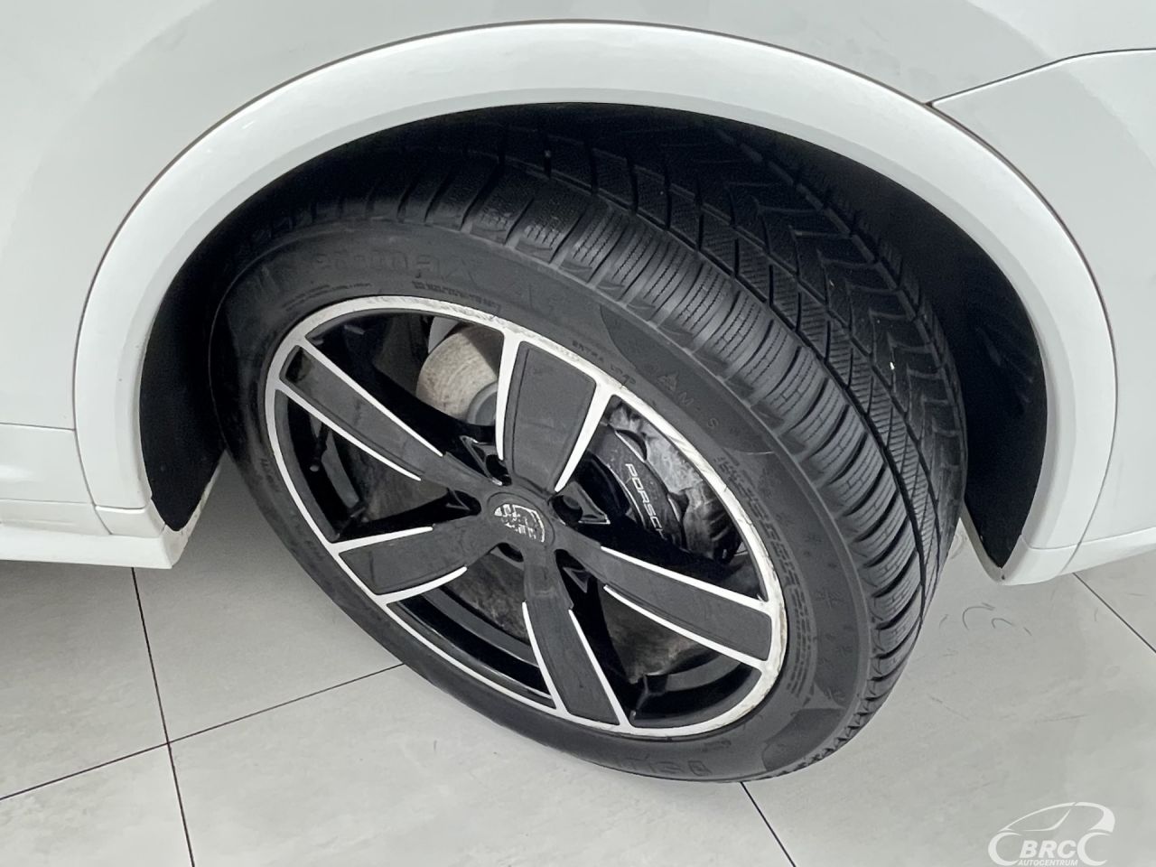 Porsche Cayenne | 42