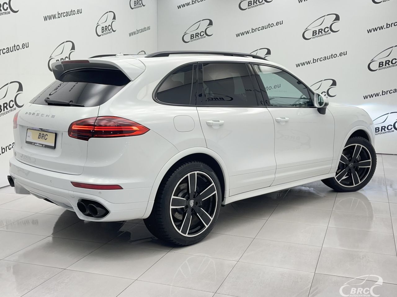 Porsche Cayenne | 1