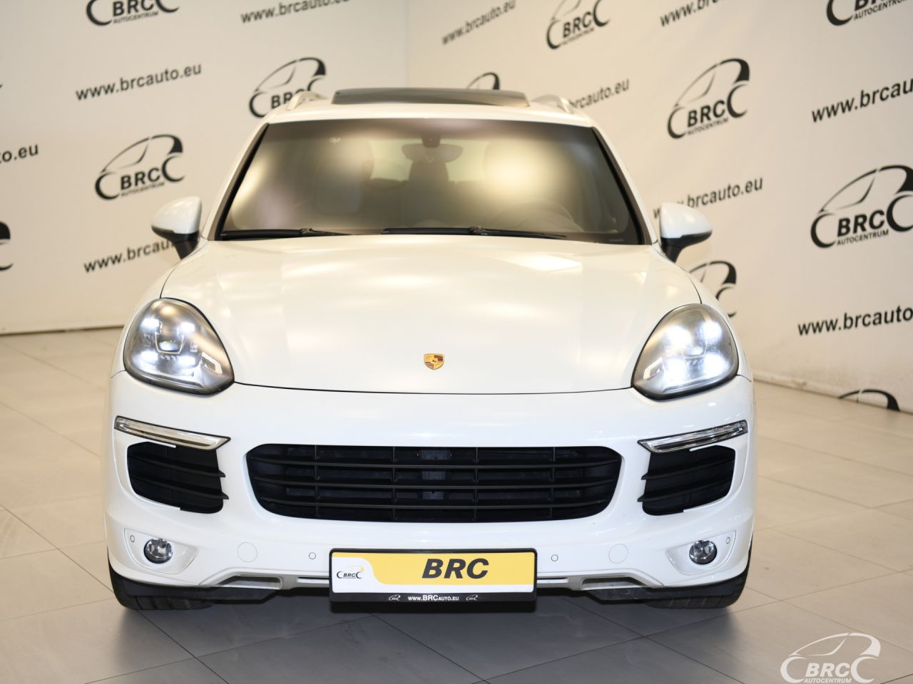 Porsche Cayenne | 44