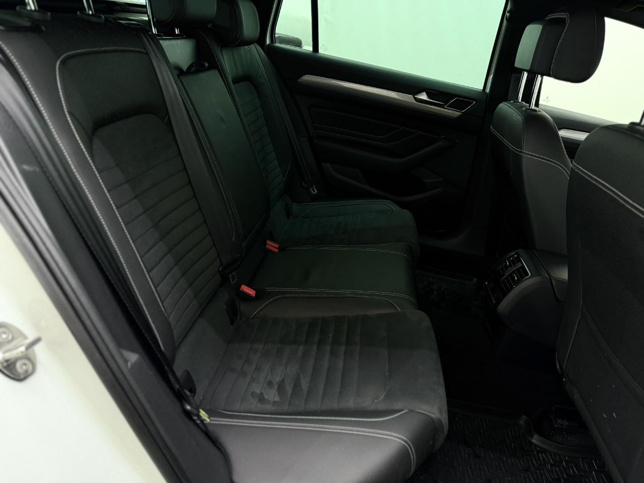 Volkswagen Passat | 13