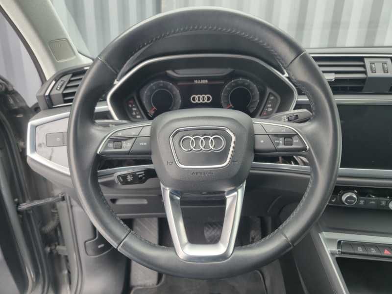 Audi Q3 | 7