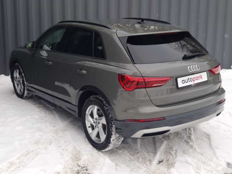 Audi Q3 | 3