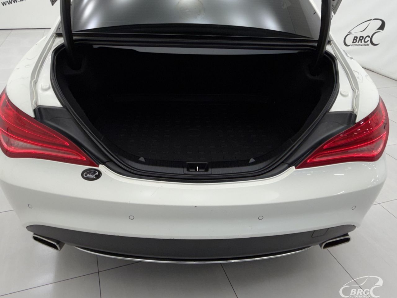 Mercedes-Benz CLA220 | 36