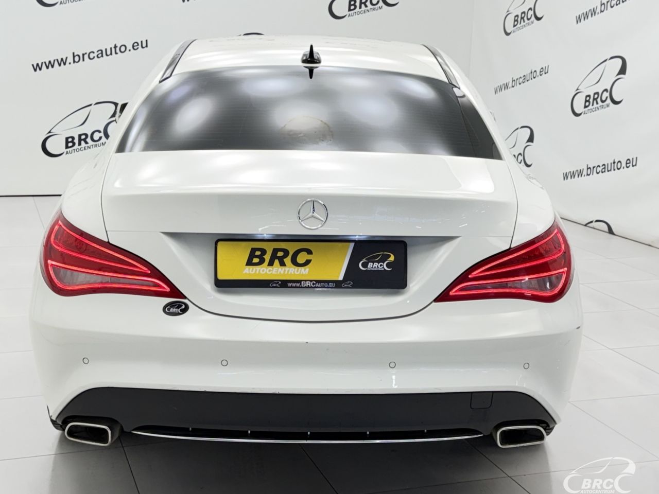 Mercedes-Benz CLA220 | 40
