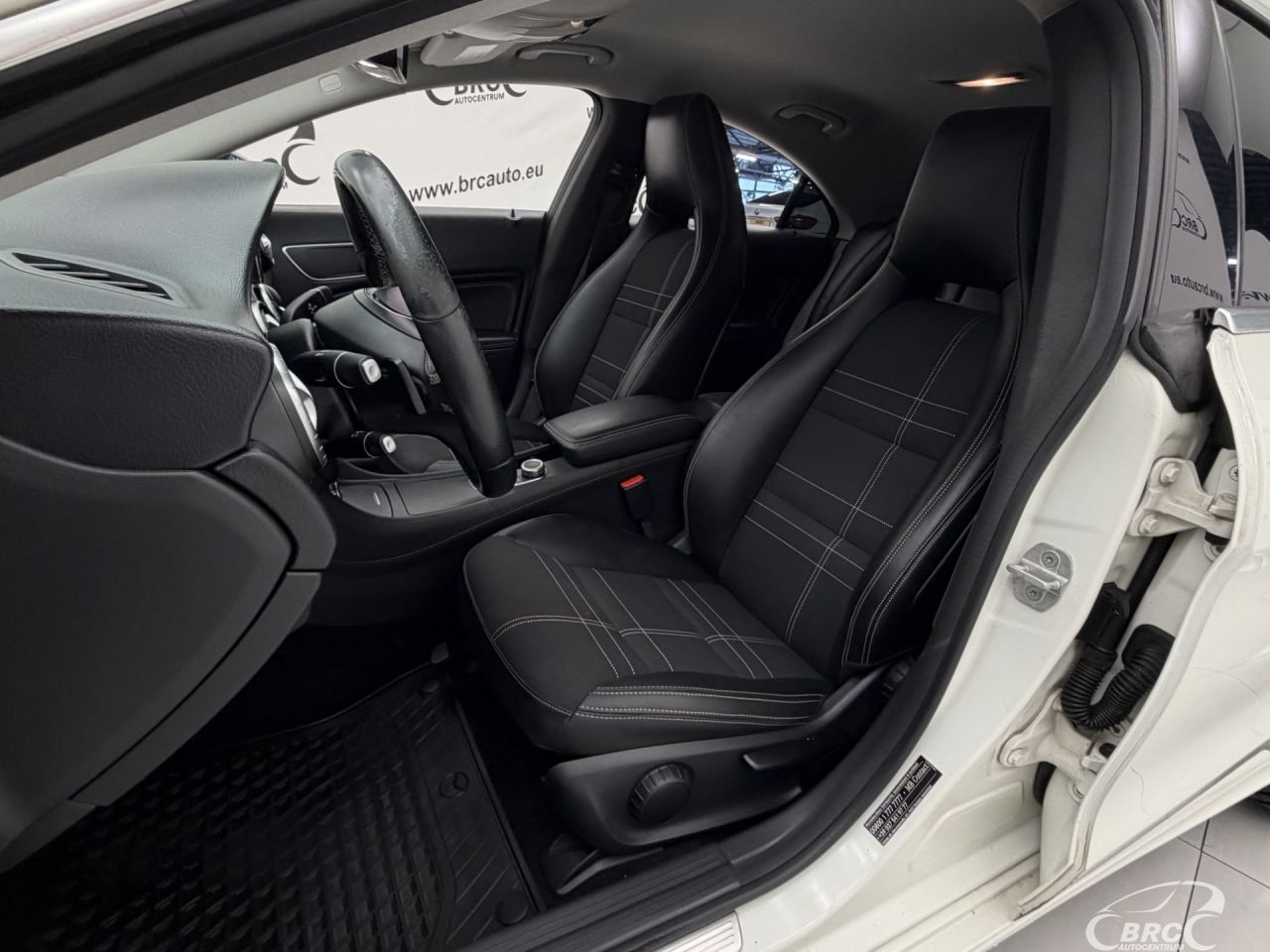 Mercedes-Benz CLA220 | 21